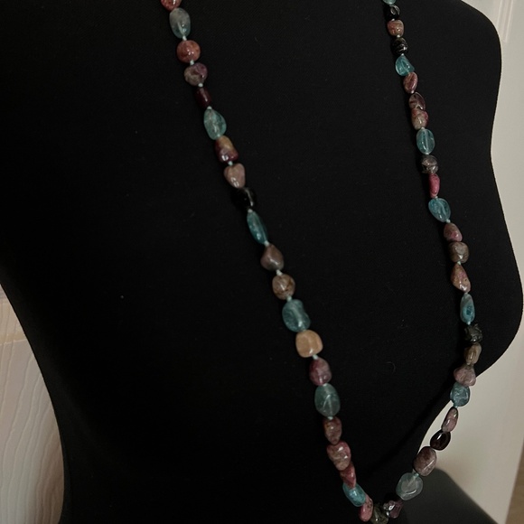 Curated Jewelry Set #27 - Necklace, Bracelet, Earrings (multicolor) - Picture 4 of 7